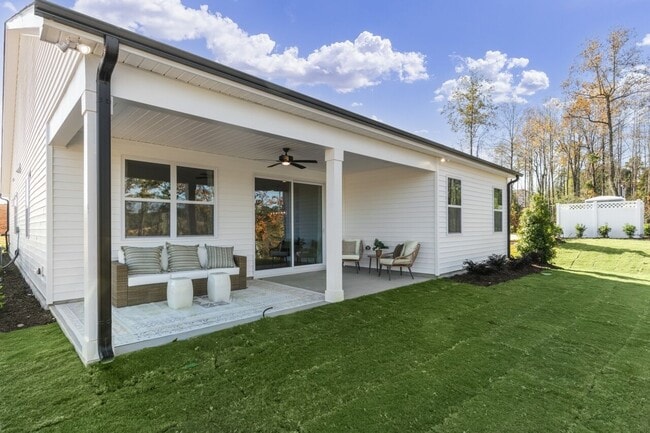 81 Clarabella Dr, Fuquay-Varina, NC 27526 - photo 3