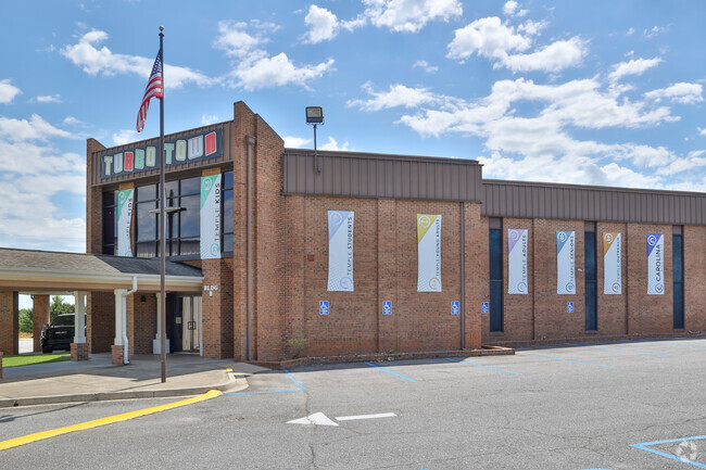 Temple Christian 5