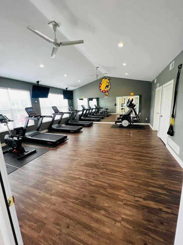 Campus Creek Townhomes, Big Rapids, MI 49307 - photo 7