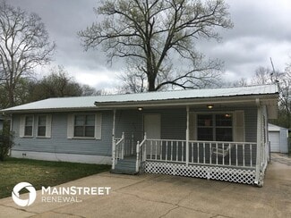 2121 Mississippi Ave, Hueytown, AL 35023