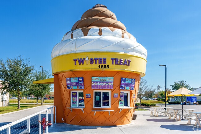 Twistee Treat is a dessert favorite in Intercession City.