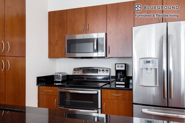 9 Miner St unit FL3-ID874, Boston, MA 02215 - photo 7