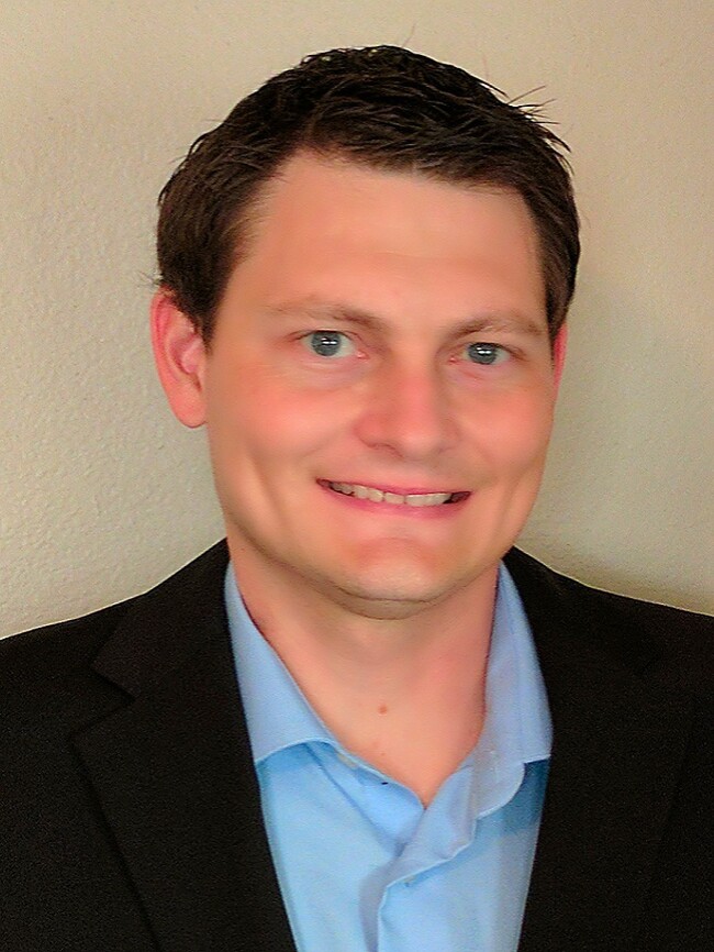 Agent Photo