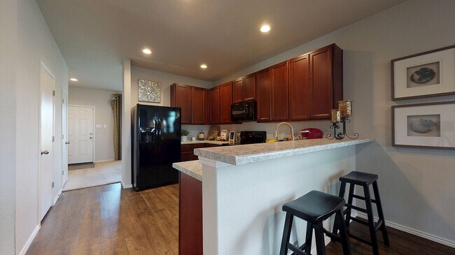 12 Oak Leaf Dr unit 36042450, Conway, AR 72032 - photo 3