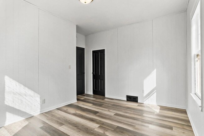 426 College Ave unit Lower, Watertown, WI 53094 - photo 7