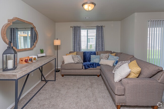 1BR, 1BA, Model - 771 SF