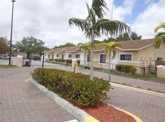 3868 SW 48th Ave, Pembroke Park, FL 33023