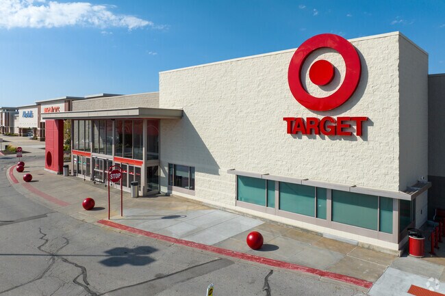 Sorensen Park Plaza in Wynnewood/Brookfield offers a Target, Big Lots, PetSmart, and more.