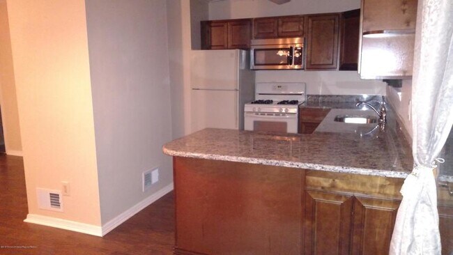 744 Spray Ave, Beachwood, NJ 08722 - photo 6