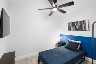 1824 Lake St, Oviedo, FL 32765