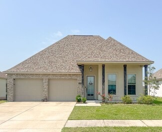 4308 Cabot Dr, Lake Charles, LA 70607