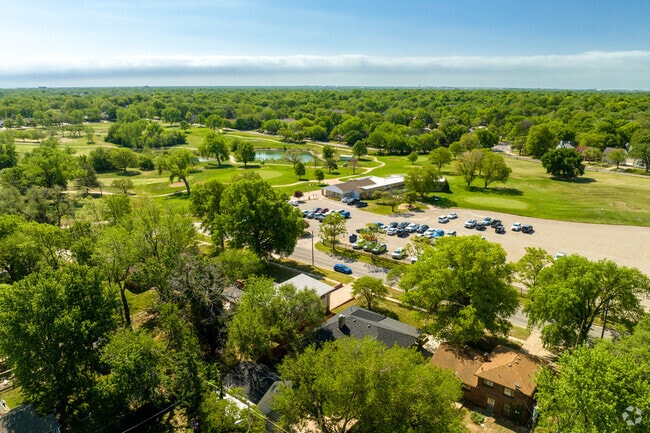 The MacDonald Golf Course is just a walk away from many of the homes in MacDonald.