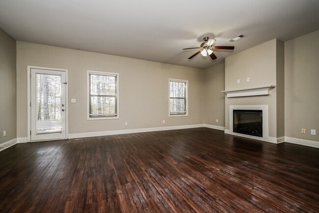 412 Pearl St, Locust Grove, GA 30248 - photo 6