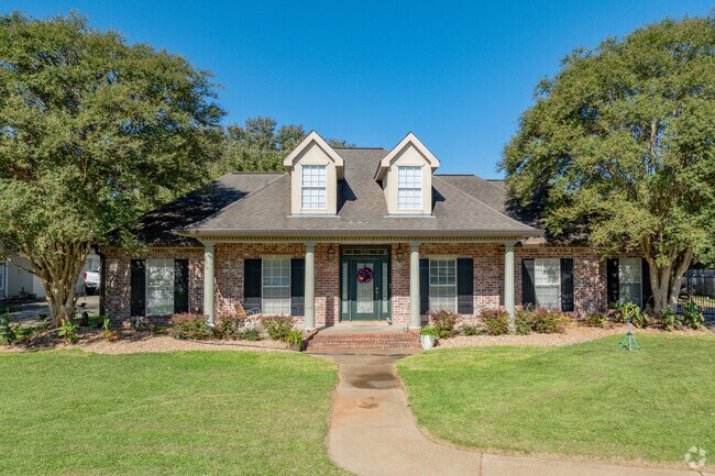 Some homes in West Pointe come with front porches.