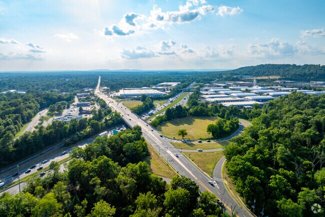 Driving in and out of Green Knoll is easy thanks to major roadways.