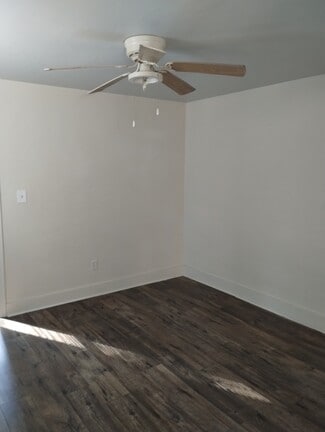 615 S Center St Unit 1, Grove City, PA 16127