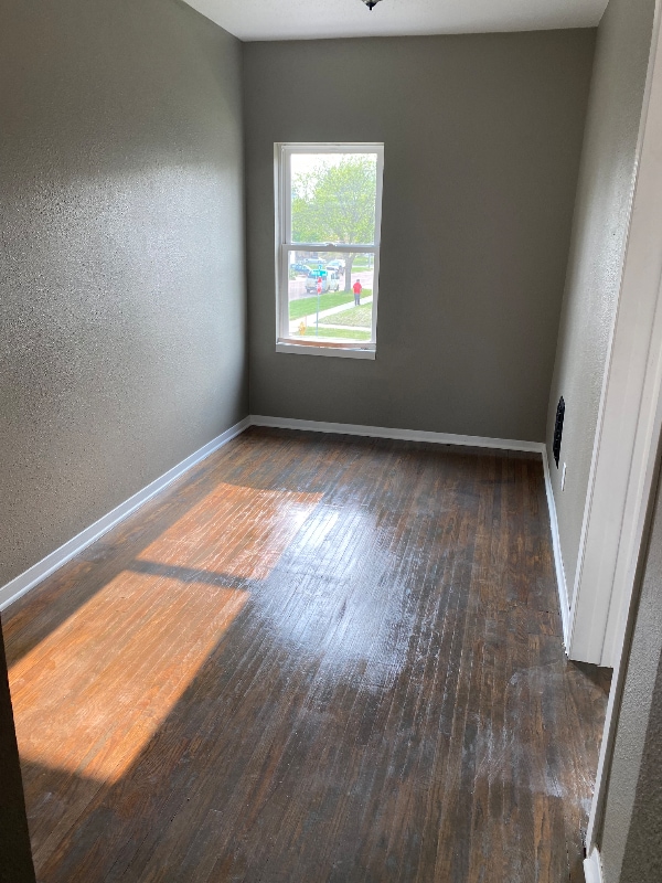 802 N Duluth Ave, Sioux Falls, SD 57104