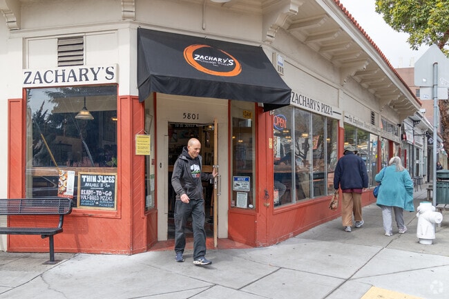 Zachary's is one of many of the restaurant choices in Rockridge in Oakland.
