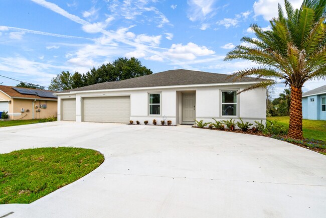 1107 Whitehurst Rd SW, Palm Bay, FL 32908 - photo 2