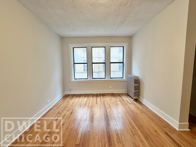 1540 N Kedzie Ave unit 2, Chicago, IL 60651 - photo 6