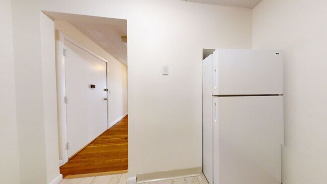 112 Dustin St unit 1, Boston, MA 02135 - photo 6