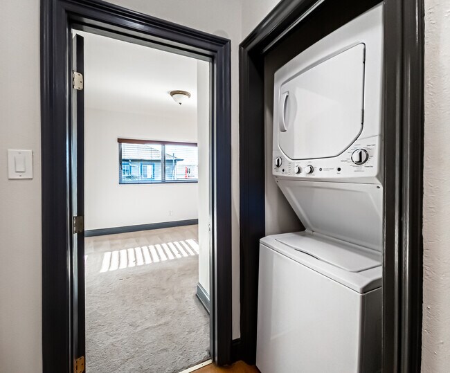 882 Wood St unit 2, Oakland, CA 94607 - photo 6