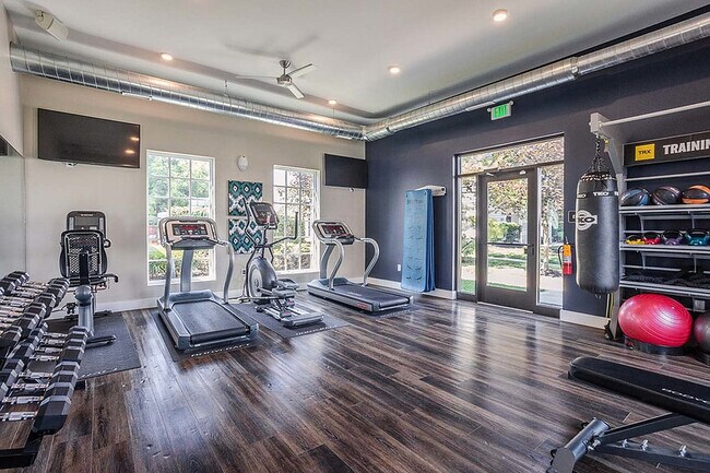 Alkire Glen, Columbus, OH 43228 - photo 6