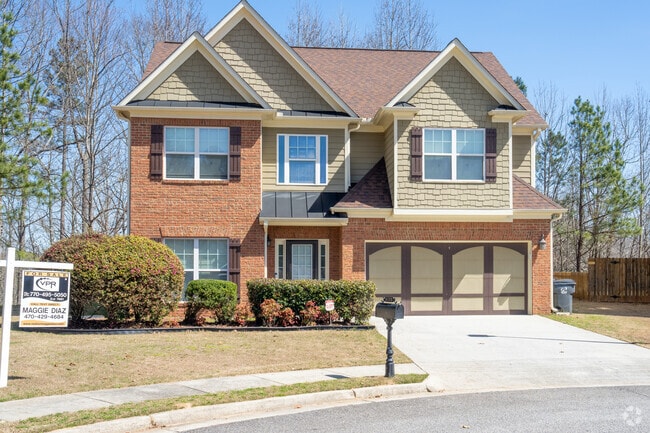 Homebuyers can find large new traditional style houses for sale in Sugar Hill.