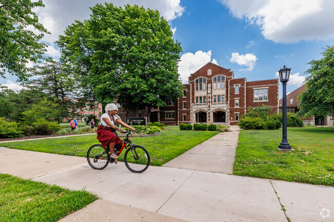 Midtown residents incorporate the Drury University campus into their daily routines.