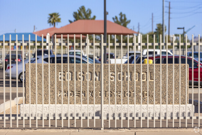 The test scores at Phoenix’s Edison Elementary School are below the national average.
