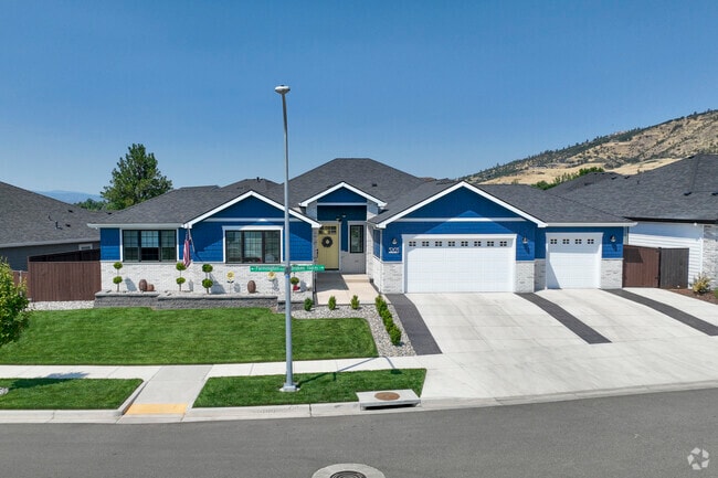 Lawnview is filled with new construction.