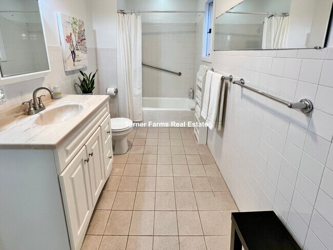 1 Torpie St unit 2, Roxbury Crossing, MA 02120 - photo 4