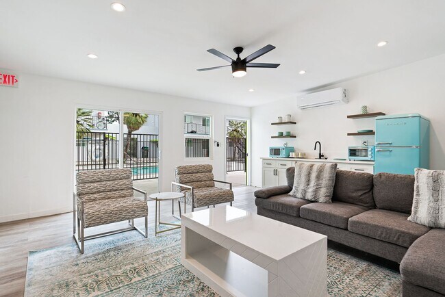 the HIVE @ Ackerfield (5565 Ackerfield), Long Beach, CA 90805 - photo 3