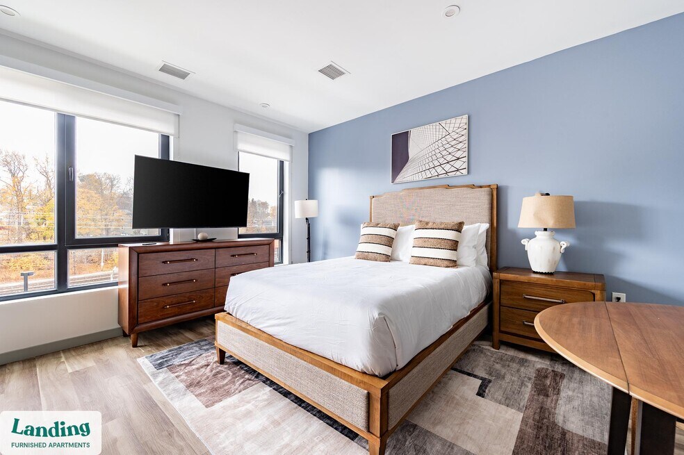 39 Railroad Ave unit 436.1412392, Haverhill, MA 01835 - photo 1