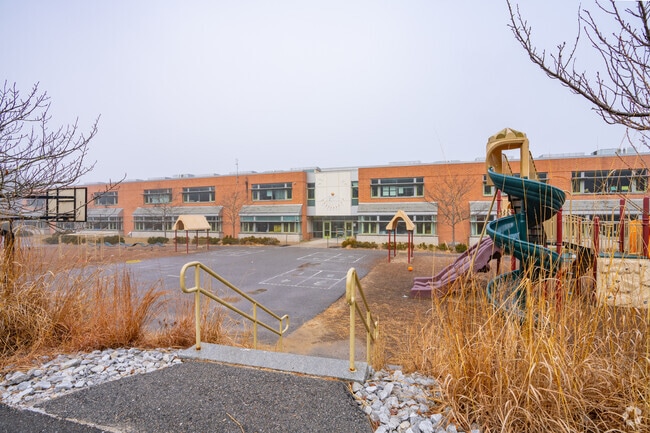 This is the back entrance to Willard School in Concord.