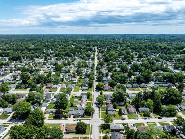 The grid layout of Mud Brook makes navigating its streets easy for residents.