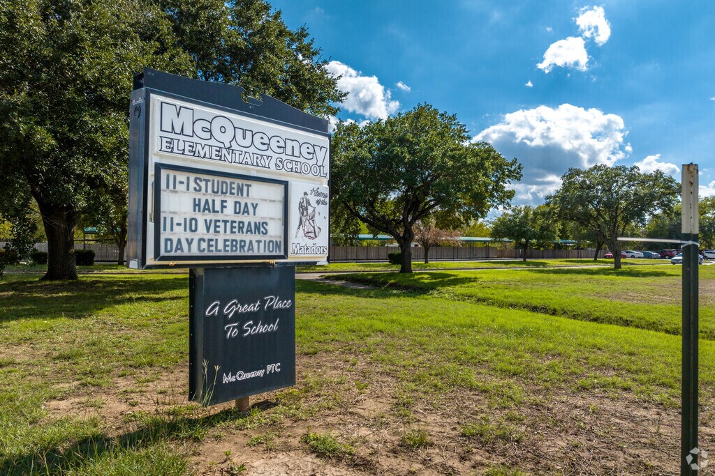 McQueeney Elementary School is a public elementary school in the SISD.