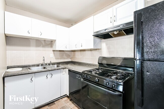 510 Impala Ln, Hazelwood, MO 63042 - photo 7