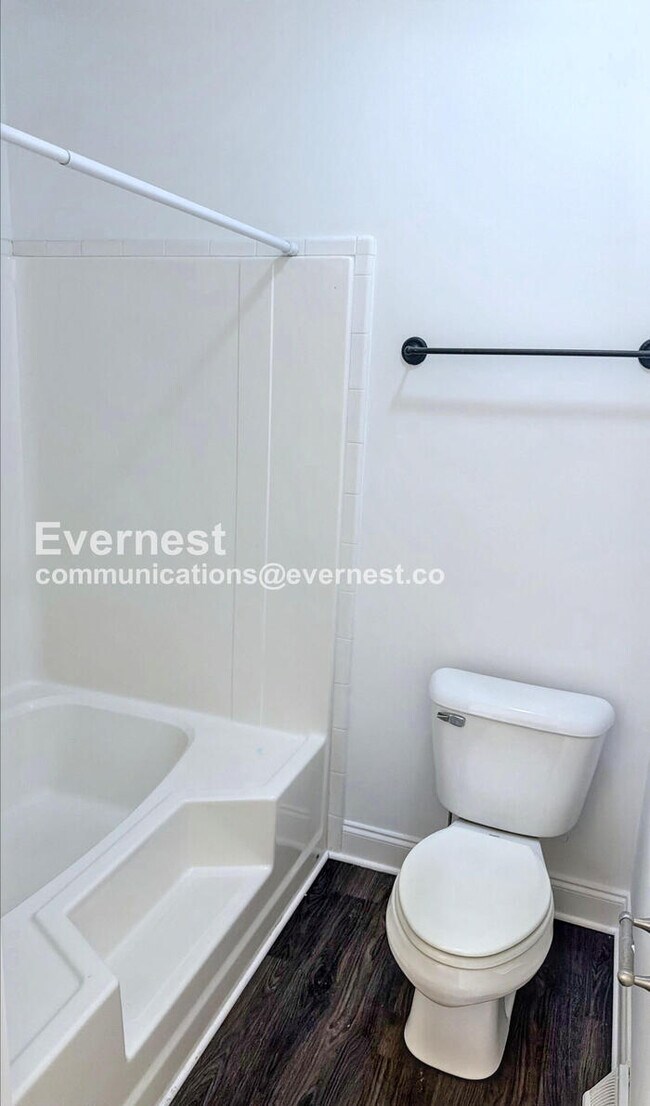 1805 S Mayflower Dr, Charleston, SC 29412 - photo 5