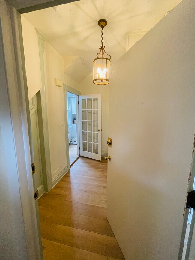 107 Glen Ridge Ave Unit 1, Glen Ridge, NJ 07028