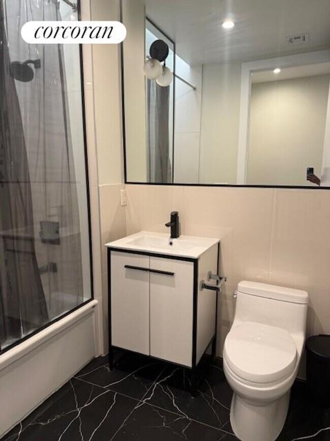 162 Stuyvesant Ave, Brooklyn, NY 11221 - photo 5