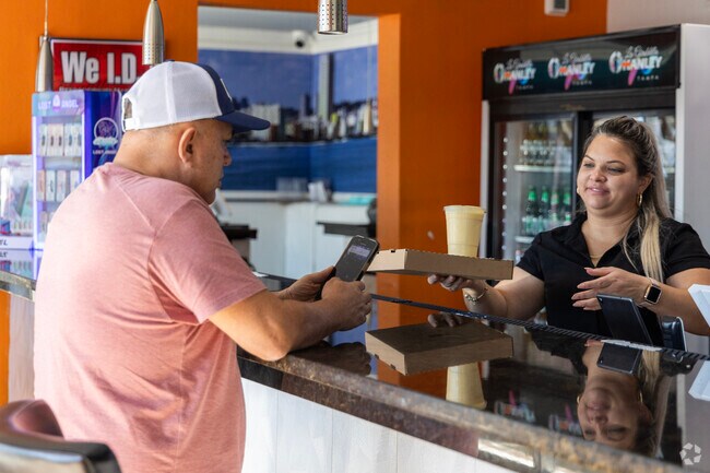 The locals of Riverbend come to La Giraldilla often and are greeted by a friendly staff.