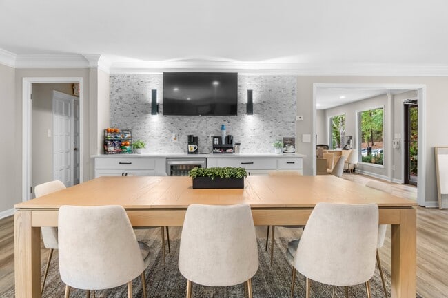 Riverchase Landing Apartments, Hoover, AL 35244 - photo 4