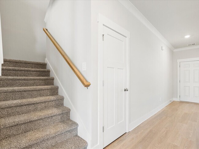 762 Treeline Rd, Moore, SC 29369 - photo 5