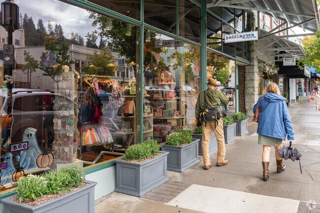 A couple from Mountain Meadows walk into Paddington Station in downtown Ashland.