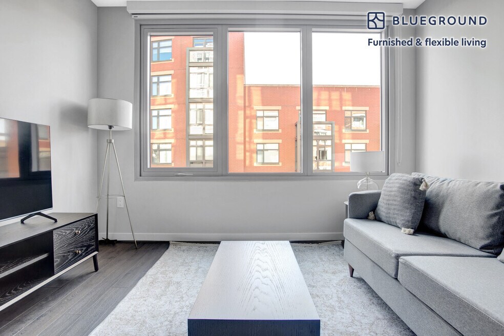 1122 N Hudson St unit FL6-ID381, Arlington, VA 22201 - photo 1