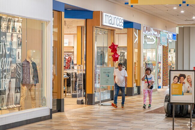 Uptown Christiansburg is the mall located close to Merrimac.