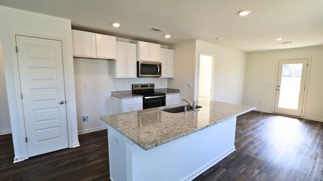 14391 Buttercup Way, Tuscaloosa, AL 35405 - photo 3