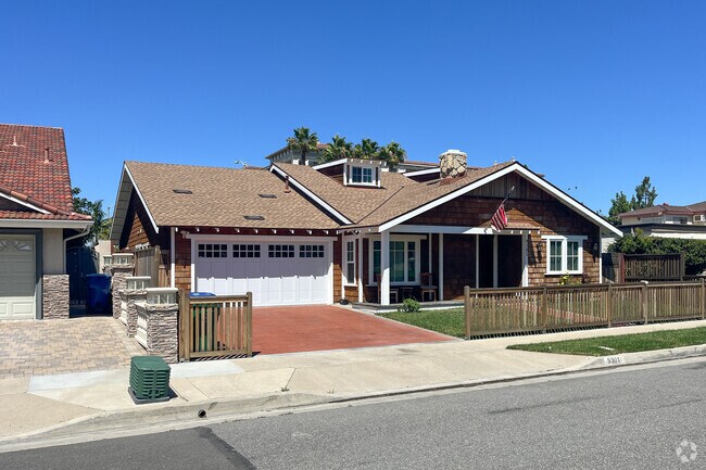 Star View’s ranch homes often include Cape Cod touches like gables and shingled siding.