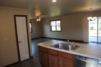 2413 Welhouse Dr, Kaukauna, WI 54130